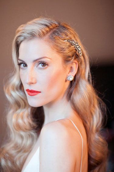 old hollywood hair Old Hollywood Hair, Wedding Hairstyles And Makeup, Vintage Waves, Hollywood Hair, Veronica Lake, Bridal Hair Inspiration, Vintage Wedding Hair, Best Wedding Hairstyles, Braut Make-up