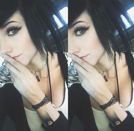 Alex Dorame, Emo Scene Hair, Scene Queens, Swag Makeup, Johnnie Guilbert, Scene Girls, Scene Kids, Alt Girl, Scene Hair