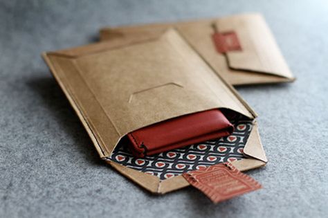 Bellroy Wallet, Meat Packing, Cool Packaging, Pretty Packaging, Paper Packaging, Creative Packaging, Packaging Design Inspiration, Print Packaging, Brown Paper