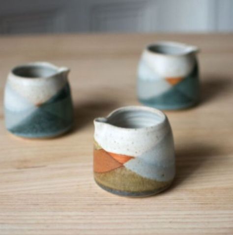 Pottery Cylinder Ideas Design, Small Pottery Wheel Projects, Easy Pottery Glaze Ideas, Pot Pottery Ideas, Simple Wheel Thrown Pottery, Easy Glazing Ideas Pottery, Great Pottery Throw Down, Ceramic Gifts To Make, Pottery Sets Ideas