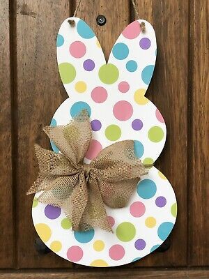 Easter Porch, Easter Classroom, Easter Flower Arrangements, Easter Wood Crafts, Easter 2024, Bunny Door Hanger, Rabbit Crafts, Easter Flower, Easter Wreath Diy