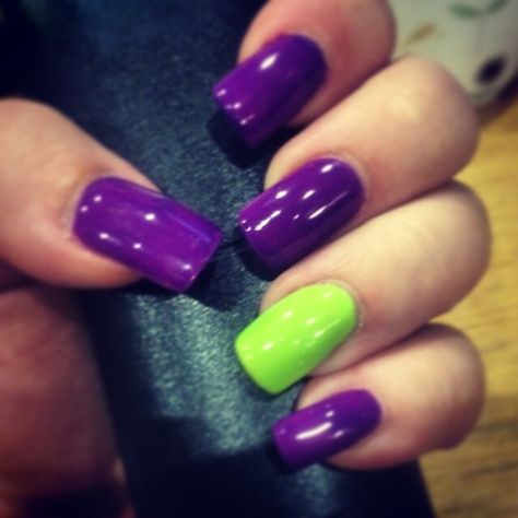 Purple and neon green! Purple And Green Gel Nails, Neon Purple And Green Nails, Black And Purple Halloween Nails Short, Purple Green And Black Nails, Purple Green Black Nails, Orange And Purple Nails Halloween, Dipped Halloween Nails, Purple And Green Nails Halloween, Neon Purple Nails Design