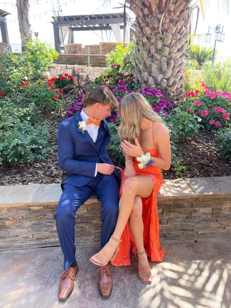 Prom Dresses With Navy Suit, Prom Couples Orange, Orange And Navy Prom, Orange Homecoming Couple, Orange Couple Outfit, Hoco Colors For Couples, Orange Hoco Couple, Orange Prom Couple, Prom Orange