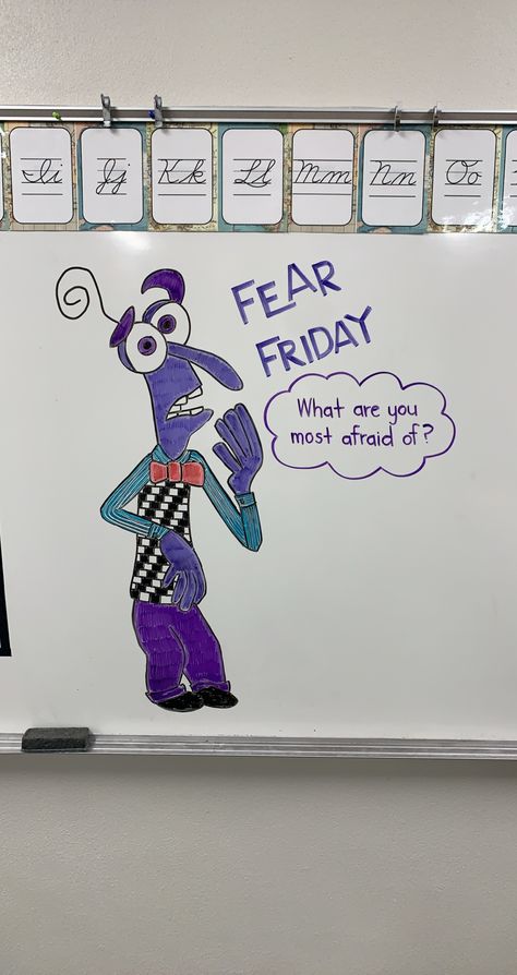 Fear Friday! Friday White Board Message, Friday Classroom Morning Message, Friday Question Of The Day Classroom, Friday White Board Prompt, Whiteboard Messages Friday, Friday Question Of The Day, Fun Friday Ideas For School, White Board Prompts, Friday Whiteboard Prompt