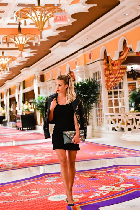 What to wear at The Wynn Las Vegas: Las Vegas outfit ideas. What to wear gambling Vegas Outfit Ideas, Vegas 2023, Vegas Outfits, Inspirational Outfits, Las Vegas Outfit, Outfit Ideas For Church, Latina Outfit, Casino Dress, Wynn Las Vegas