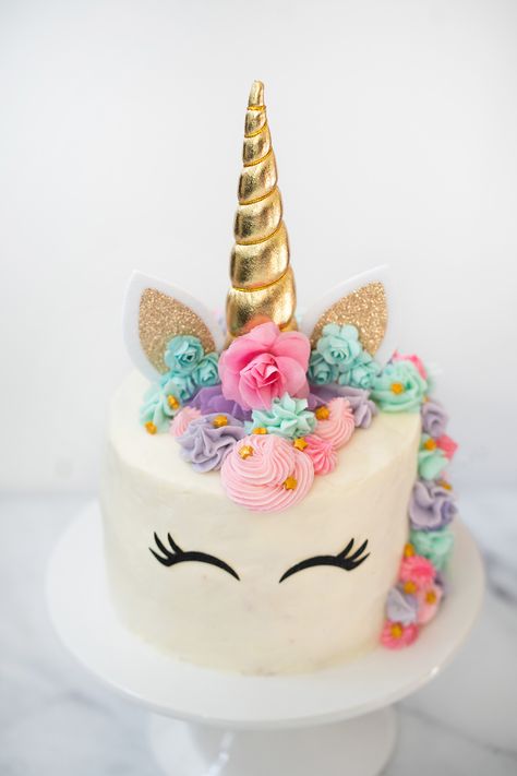 Cakes For 7th Birthday Girl, 7th Birthday Girl Ideas Cake, 6 Birthday Cake Girl, Birthday Cake 7th Girl, 6th Birthday Cake Girl, Unicorn Cakes For Girls Birthday, Simple Unicorn Cake Design, Small Unicorn Cake, Simple Unicorn Cake