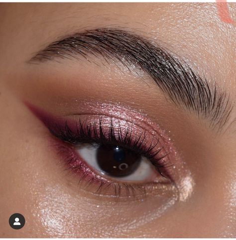 Fest Smink, Silvester Make Up, Cozy Gathering, Prom Eye Makeup, Flot Makeup, Eye Makeup Pictures, Vlasové Trendy, Smink Inspiration, Eye Makeup Designs