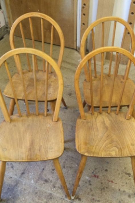 How To Identify An Original Ercol Chair? Ercol Chair, Cozy Cottage Kitchen, Ercol Furniture, Loft Inspiration, Eclectic Wallpaper, Glamour Home, Keep It Going, Modern Desert, Global Textiles