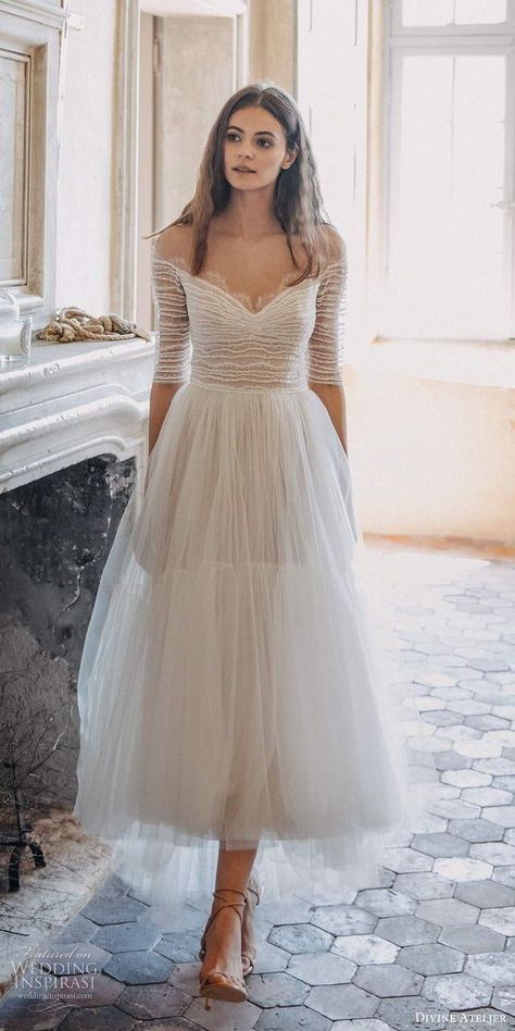 🚣John B🚣 🌼Kiara🌼 🛹JJ🛹 🦐Pope🦐 💰Sarah💰 #fanfiction Fanfiction #amreading #books #wattpad Divine Atelier, Gaun Koktail, Boho Chic Wedding Dress, Wedding Dresses High Low, Chic Wedding Dresses, Wedding Inspirasi, Wedding Dresses 2020, Boho Chic Wedding, Dresses Style