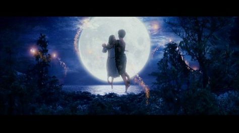 Peter and Wendy dance with the fairies Peter Pan Fairy Dance, Fairy Jacket, Film Peter Pan, Peter Pan 2003, Pan Movie, Peter Pan 3, Peter Pan Movie, Fairy Dance, Peter Pan Art