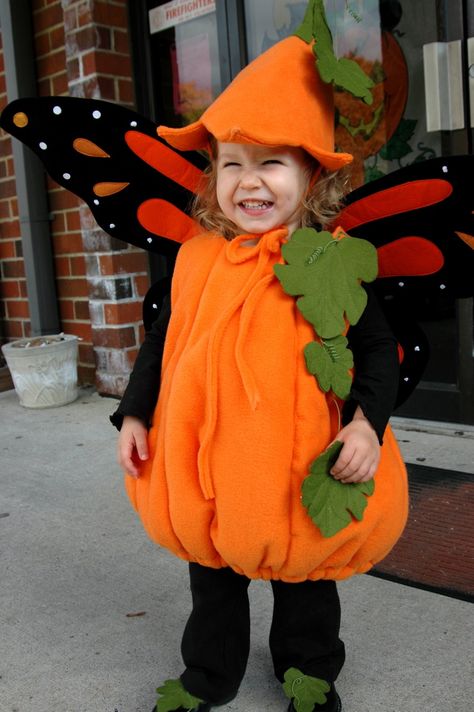 Pumpkin costume 1 Pumpkin Shoes, Adult Pumpkin Costume, Toddler Pumpkin Costume, Kids Pumpkin Costume, Baby Halloween Pumpkin, Baby Pumpkin Costume, Mom Costumes, Baby Pumpkin, Pumpkin Halloween Costume