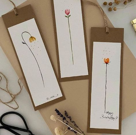 Homemade Bookmarks, Handmade Bookmarks Diy, Bookmark Ideas, Watercolor Birthday Cards, Creative Bookmarks, Bookmark Craft, Watercolor Bookmarks, Diy Bookmarks, Book Markers