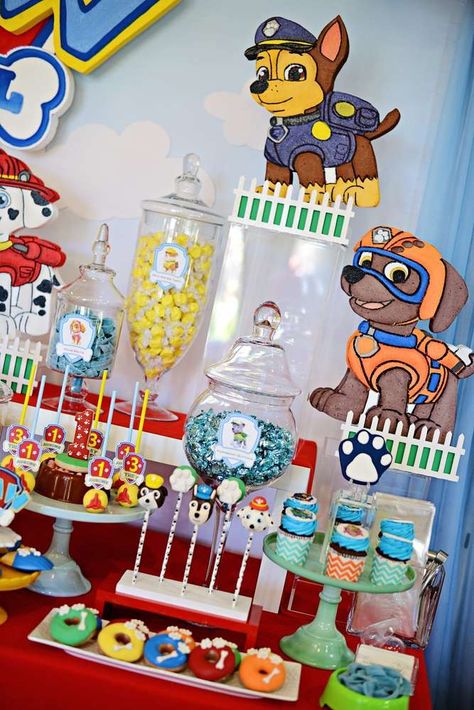 Paw Patrol Birthday Party Ideas | Photo 3 of 29 | Catch My Party Paw Patrol Birthday Dessert Table, Paw Patrol Party Ideas Decoration Boys, Dessert Party Ideas, Patrolne Sape, Paw Patrol Pinata, Paw Patrol Party Ideas, Paw Patrol Theme Party, Paw Patrol Birthday Party Ideas, Ideas Para Decorar Una Fiesta