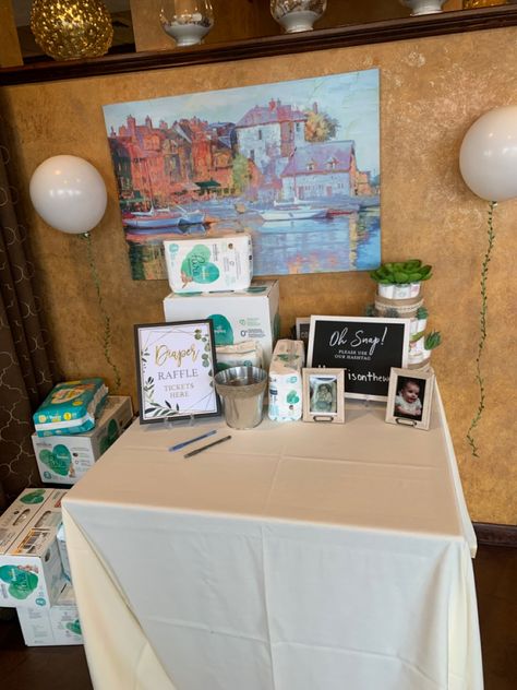 Diaper Raffle Table Set Up, Diaper Raffle Box Ideas, Diaper Raffle Prize Ideas Baskets, Diaper Raffle Gifts, Diaper Raffle Prize Ideas, Diaper Raffle Prizes Ideas, Diaper Raffle Prize, Diaper Raffle Table, Baby Shower Reveal Ideas