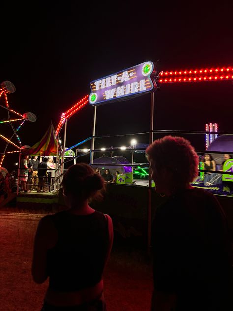 Carnival Games Aesthetic, Carnival Date Aesthetic, Small Town Carnival, Fair Date, Carnival Aesthetic, Fair Aesthetic, Carnival Date, Caraval Book, Drunk Dazed