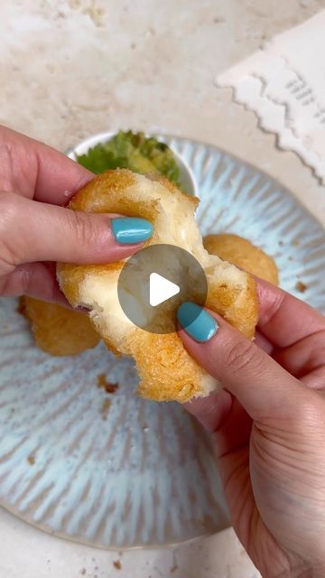 Marta - Recipes & London eats on Instagram: "Cheesy yuca buñuelos 🧀
.
You can find the whole recipe by clicking the link in my BIO / 🇪🇸Receta completa en truffleandegg.com (link en mi bio) 
.
Yuca (cassava) buñuelos are a typical recipe in many Hispanic countries including Colombia, Venezuela, Mexico, Cuba or Ecuador!

Remember the viral cheese potato balls? Well these are even better because the yuca gets even more deliciously crispy and has the most incredible flavour once you fry it. There are many ways of consuming buñuelos but one of the most traditional is to top them with cane sugar syrup and cheese 🔥I filled mine with mozzarella because it’s never too much cheese imo but feel free to skip this and have them with some syrup or honey or even guacamole if you are feeling more on t Cheese Potato Balls, Potato Cheese Balls, Hispanic Countries, Family Meal Prep, Potato Balls, Cheese Potato, London Eats, Stuffed Potato Balls, Meal Prep Plans