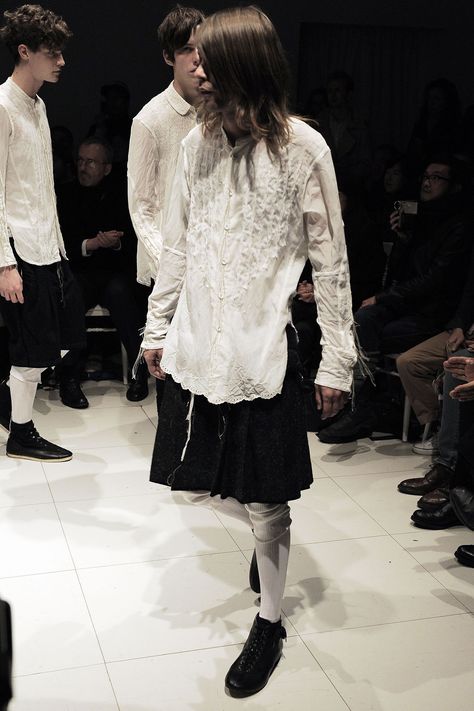 ☆Number (N)ine  　Autumn/Winter 2009-10 Comfy Korean Outfits, Takahiro Miyashita, Number Nine, Fashion Shows, Fit Inspo, Runway Fashion, Fashion Inspo Outfits, High Fashion, Autumn Winter