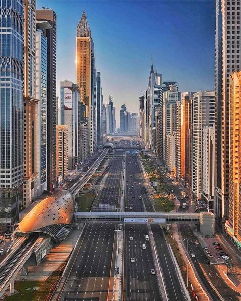 Dubai Buildings, Sheikh Zayed Road, Dubai International Airport, Dubai Desert, Sheikh Zayed, Burj Al Arab, Visit Dubai, Dubai City, Dubai Life