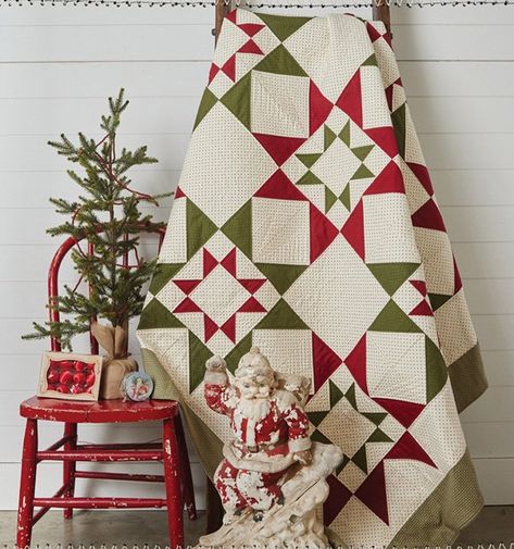 Spiced Gumdrops Quilt Pattern by Buttermilk Basin Christmas Quilt Blankets, Xmas Star, Green Quilts, Buttermilk Basin, Christmas Quilting Projects, Beginner Quilt, Christmas Quilting, Christmas Quilt Patterns, Geometric Quilt