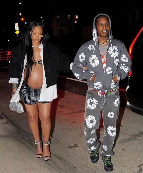 Asap Rocky Outfits, Black Couple Outfits, Denim Tears, Baby Bump Style, Couple Fits, Hype Clothing, Black Men Fashion Swag, Street Fashion Men Streetwear, Asap Rocky