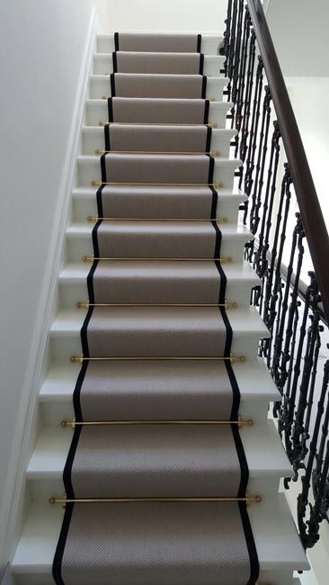 portfolio-carpets-flat-weave-grey-installation-with-black-border-06 Carpet Staircase, Victorian Hallway, Diy Staircase, Hallway Inspiration, Staircase Ideas, New Staircase, Hallway Flooring, Staircase Makeover, Staircase Decor