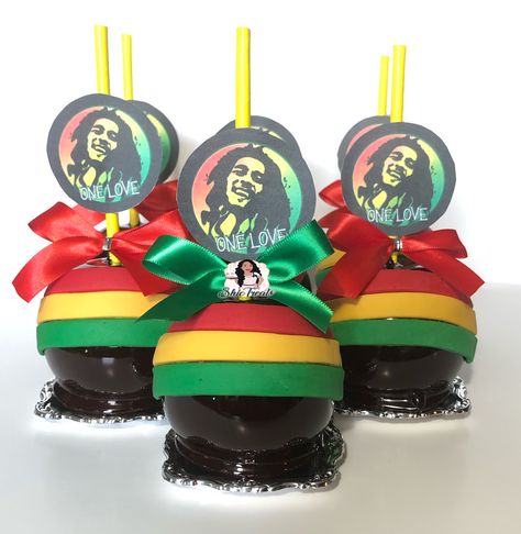 Juneteenth Treats, Rasta Cake, Colored Candy Apples, Rasta Party, Jamaican Party, Chocolate Caramel Apples, Gourmet Caramel Apples, Chocolate Covered Apples, Chocolate Covered Strawberries Bouquet