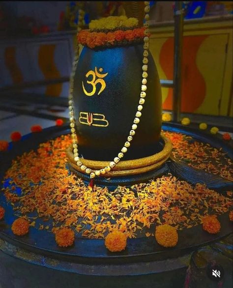 Santosh Mahato - Mt Mahadev 🕉️🛕🙏🚩❤️ Gomukh-Tapovan is one... Bhola Baba Image, Shiv Ji Wallpaper, Shivji Images, Bhola Baba, Sankranthi Wishes, Om Symbol Wallpaper, Mahadev Ji, Rudra Shiva, Indian Army Wallpapers