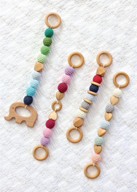 Teether Pattern, Homemade Baby Gifts, Diy Teethers, Handmade Baby Toys, Baby Teether Toys, Baby Toys Diy, Bead Crafts Diy, Crochet Baby Toys, Silicone Teether