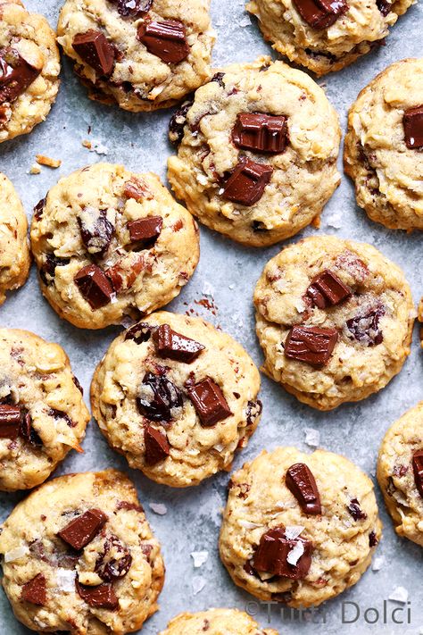 Pecan Oatmeal Cookies, Cherry Chocolate Chip Cookies, Cherry Oatmeal Cookies, Pecan Oatmeal, Chocolate Chip Cookie Brownies, Cherry Oatmeal, Cookie Sandwich Recipes, Baking Journal, Mid Afternoon