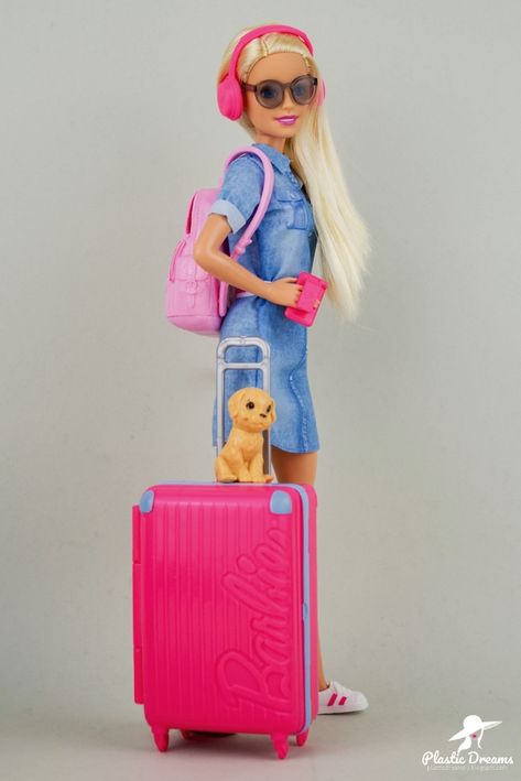 Barbie Dreamhouse Adventures: Barbie Travel Doll Travel Barbie, Barbie Travel, Barbie Bday, Outfit Barbie, Barbie Dreamhouse, Barbie Room, Barbie Doll Accessories, Barbie Fashionista Dolls, Barbie Outfits