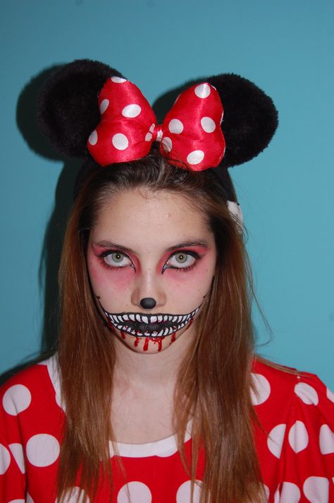 Scary minnie. Scary Minnie Mouse Costume, Scary Minnie Mouse Makeup, Minnie Mouse Face Painting, Halloween Schminke, Minnie Mouse Halloween Costume, Halloween Minnie Mouse, Mouse Coloring Pages, Minnie Mouse Coloring Pages, Outfit For Halloween