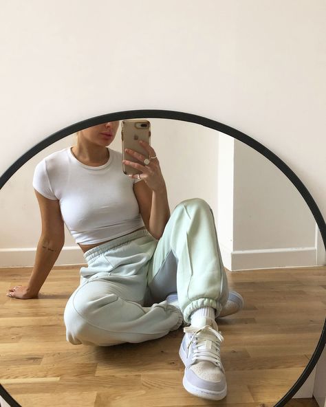 Low Air Jordan 1 Outfit, Jordan 1 Lows Outfit Women, Jordan 1 Low Paris Outfit, Nike Air Jordan 1 Low Paris, Air Jordan 1 Low Paris, Air Jordan 1 Low Outfit, Jordan 1 Low Paris, Air Jordan 1 Outfit, Jordan Shoes Girls