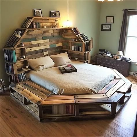 Cool Bed Bases, Unique Full Bed Frames, Unique Wood Bed Frame, Wood Pallet Bed Frame With Storage, Awesome Rustic Bed, King Size Wood Pallet Bed Frame, Rustic Bedframe Storage, Wallpaper Bedroom Aesthetic, Pallet Bed Frame Western