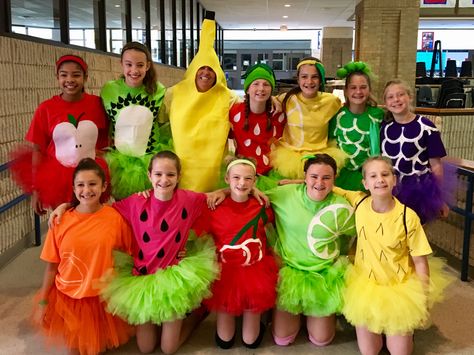 DIY fruit costumes. This was for our volleyball team. T-shirts sand tutus made by moms! Diy Fruit Costume, Fruit Halloween Costumes, Halloween Softball, Team Halloween Costumes, Fruit Costumes, Fruit Diy, Halloween Costumes For Work, Teacher Halloween Costumes, Cute Group Halloween Costumes