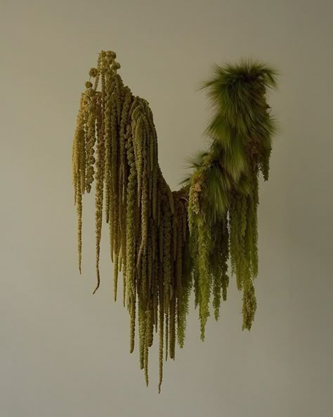 Flower Installation, Flower Sculptures, Deco Floral, Dried Floral, Floral Display, Green Plants, Ikebana, Cactus Plants, Installation Art