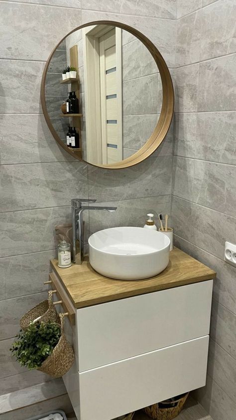 Desain Pantry Dapur, Desain Pantry, Washbasin Design, Deco Bathroom, Washroom Design, Small Toilet, Bathroom Design Decor, Bathroom Inspiration Decor, Bathroom Wall Tile