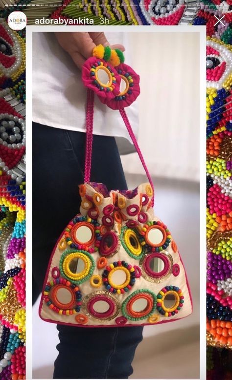 Potli Purse, Kutchi Work, Thread Bangles Design, Kutch Work Designs, Bridal Gift Wrapping Ideas, Hand Beaded Embroidery, Diy Bag Designs, Hand Embroidery Videos, Baby Dress Patterns