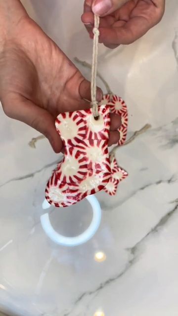 Peppermint Candy Christmas Decorations, Mrs Claus Kitchen, Peppermint Christmas Decorations, Peppermint Candy Ornaments, Candy Cane Ornaments, Christmas Party Activities, Candy Cane Crafts, Christmas Candies, Candy Cane Decorations