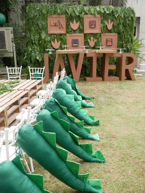 Roaring Dinosaur Birthday Party on Kara's Party Ideas | KarasPartyIdeas.com (7) Jurassic Park Birthday Party, Jurassic Park Party, Dinosaur Birthday Theme, Jurassic Park Birthday, Dragon Birthday Parties, Dinosaur Birthday Party Decorations, Dinosaur Themed Birthday Party, Dino Birthday Party, Wild One Birthday Party