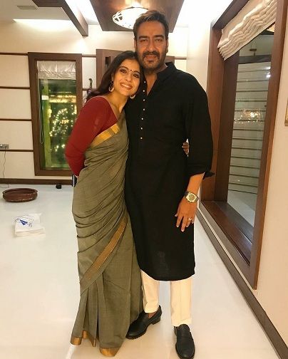 Kajol Saree, Zootopia Nick, Ajay Devgan, Kurta Pajama Men, Stitching Ideas, Indian Saree Blouse, Bollywood Couples, Indian Saree Blouses Designs, Elegant Saree