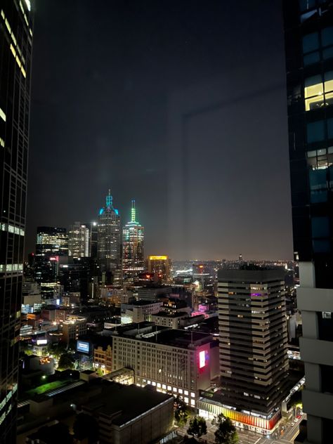 night sky view of Melbourne city at night Melbourne City Apartment, City View Apartment Aesthetic, Melbourne Apartment View, City Apartment At Night, Australia Night View, Apartment At Night, Melbourne Aesthetic, Melbourne Apartment, City View Night