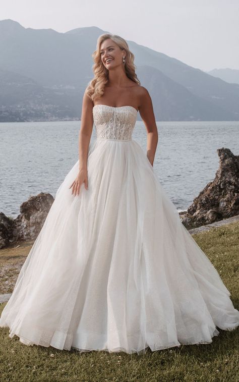 Strapless Wedding Dress Ballgown, Allure Wedding Dresses, Chic Wedding Dresses, Fairy Tale Wedding Dress, Pretty Wedding Dresses, Dream Wedding Ideas Dresses, Wedding Dresses Strapless, Allure Bridal, Designer Wedding