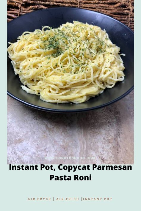 Instant Pot, Copycat Parmesan Pasta Roni #instantpot #pressurecooker Knorr Pasta Sides, Homemade Rice A Roni, Pasta Roni, Tomato Parmesan, Creamy Spaghetti, Chicken Fajita Pasta, Pressure Cooking Recipes, Instant Pot Pasta Recipe, White Sauce Pasta