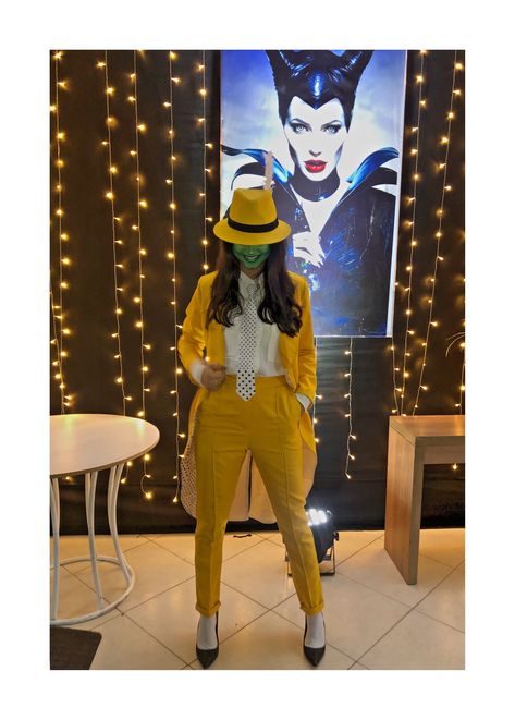 The Mask Womens Costume, Female The Mask Costume, The Mask Halloween Costume Couple, The Mask Halloween Costume Women, Halloween Party Costumes Women, Most Original Halloween Costume, Creative Costumes Women, The Mask Costume Women, Mask Costume Women