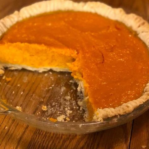 Sweet Potato Pie With Evaporated Milk, Sweet Potato Pie Black People, Black Folks Sweet Potato Pie Recipe, Mississippi Sweet Potato Pie Recipe, Potato Desserts, Easy Sweet Potato Pie, Sweet Potato Pie Recipe Easy, Sweet Potato Pies, Potato Casseroles