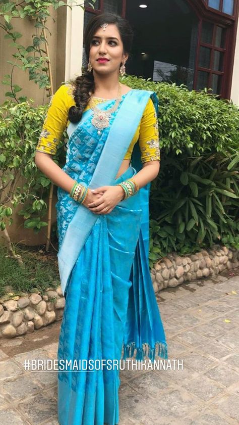 Skyblue Sarees Combination, Sky Blue Saree Contrast Blouse Silk, Blue Colour Saree With Contrast Blouse, Sky Blue Saree Contrast Blouse Colour, Peacock Blue Saree Contrast Blouse, Sky Blue Saree Blouse Combination, Sky Blue Saree Contrast Blouse, Blue Saree Contrast Blouse, Contrast Saree