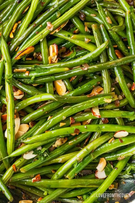 Green Beans Vegetarian Recipe, Green Bean Almandine, Green Beans Almandine, Green Beans And Almonds Recipe, Green Beans Almondine Easy, Green Beans Almonds, Green Bean Almondine Recipe, Thanksgiving Side Dish Recipes, Fresh Green Bean Recipes