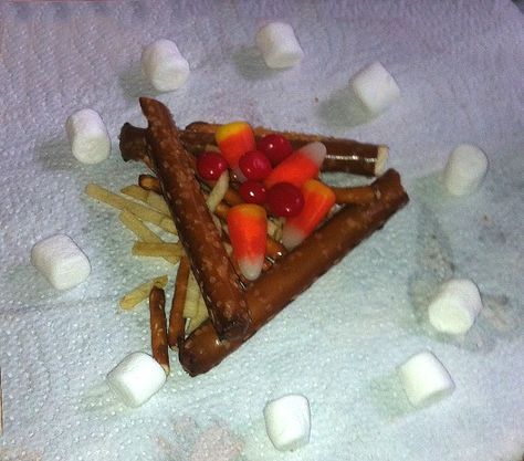 How to Make an Edible Campfire Snack – Learn Fire Safety! | MomsMinivan.com Edible Campfire, Pretend Fire, Campfire Snacks, Kids Food Crafts, Pretzel Snacks, Trail Mix Recipes, How To Make Brownies, Fire Food, Easy Camping Meals