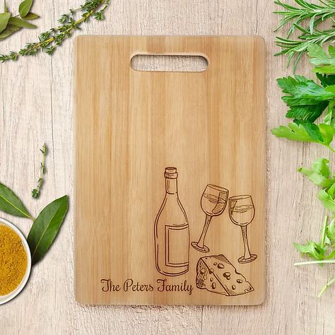 Charcuterie Board Handle Template, Wood Engraving Diy, Diy Wood Engraving, Wood Burned Gifts, Beginner Wood Burning, Pyrography Designs, Wood Things, Wood Burn Designs, Cheese Pairings