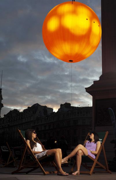 Tropicana Sun art installation in Trafalgar Square, London - Telegraph Sun Installation, Fake Sun, Trafalgar Square London, Trafalgar Square, Royal Life, London Today, Sun Art, Travel Money, Installation Design